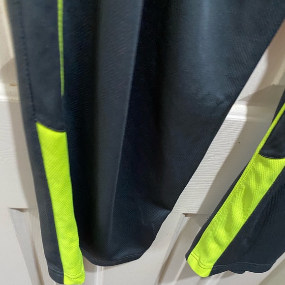 grey and yellow sweats - Picture 6 of 10